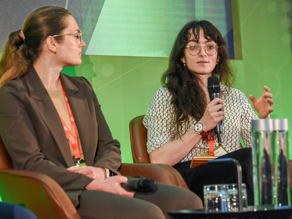 53757473450_fc4db54ae8_k